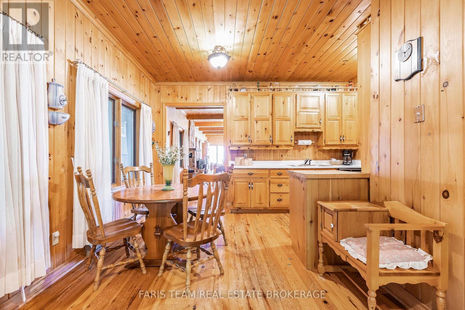 80 East Beach Road, Tiny, Ontario L9M 0M6 - Photo 9 - S12391440