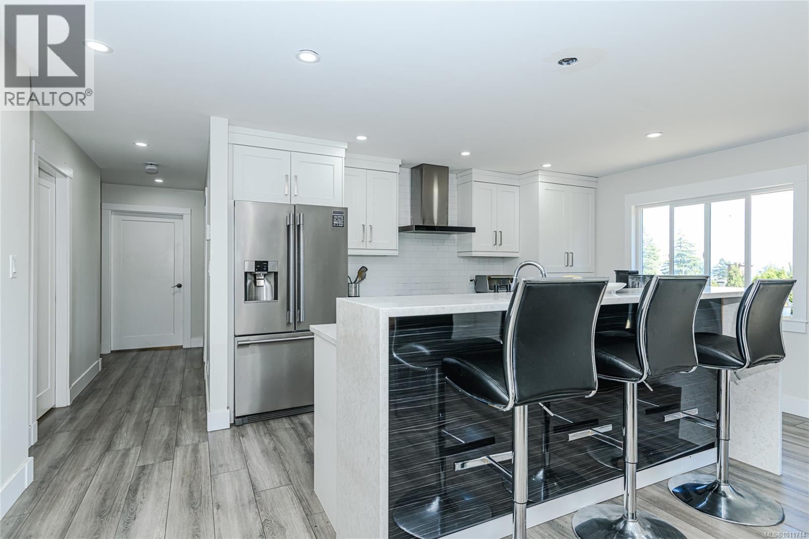 1979 Grandview Dr, Saanich, British Columbia  V8N 2V2 - Photo 14 - 1011714