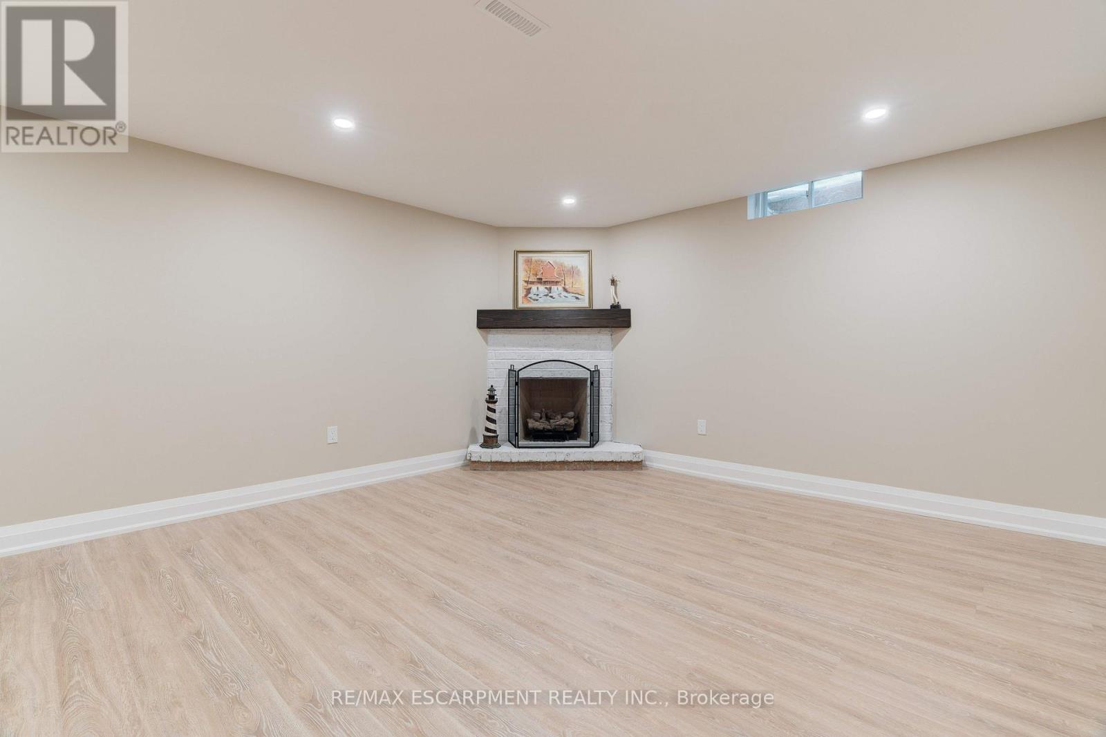57 - 5255 Lakeshore Road, Burlington, Ontario  L7L 5X9 - Photo 33 - W12391325