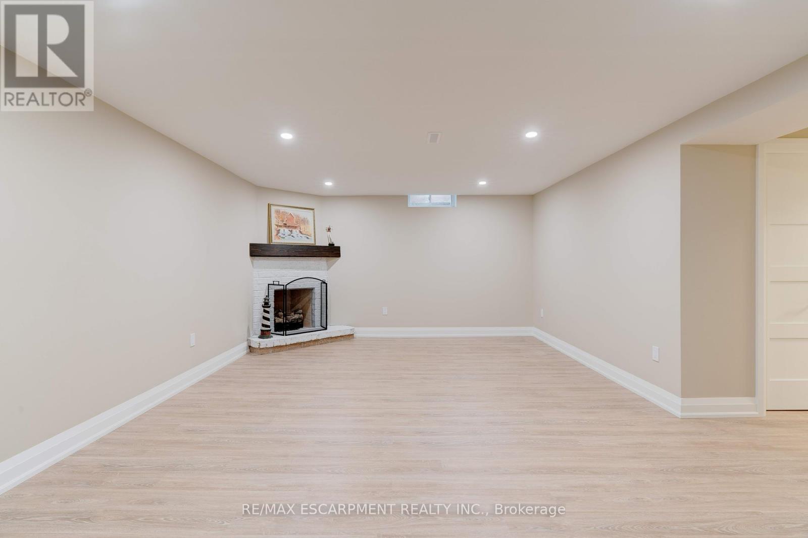 57 - 5255 Lakeshore Road, Burlington, Ontario  L7L 5X9 - Photo 34 - W12391325