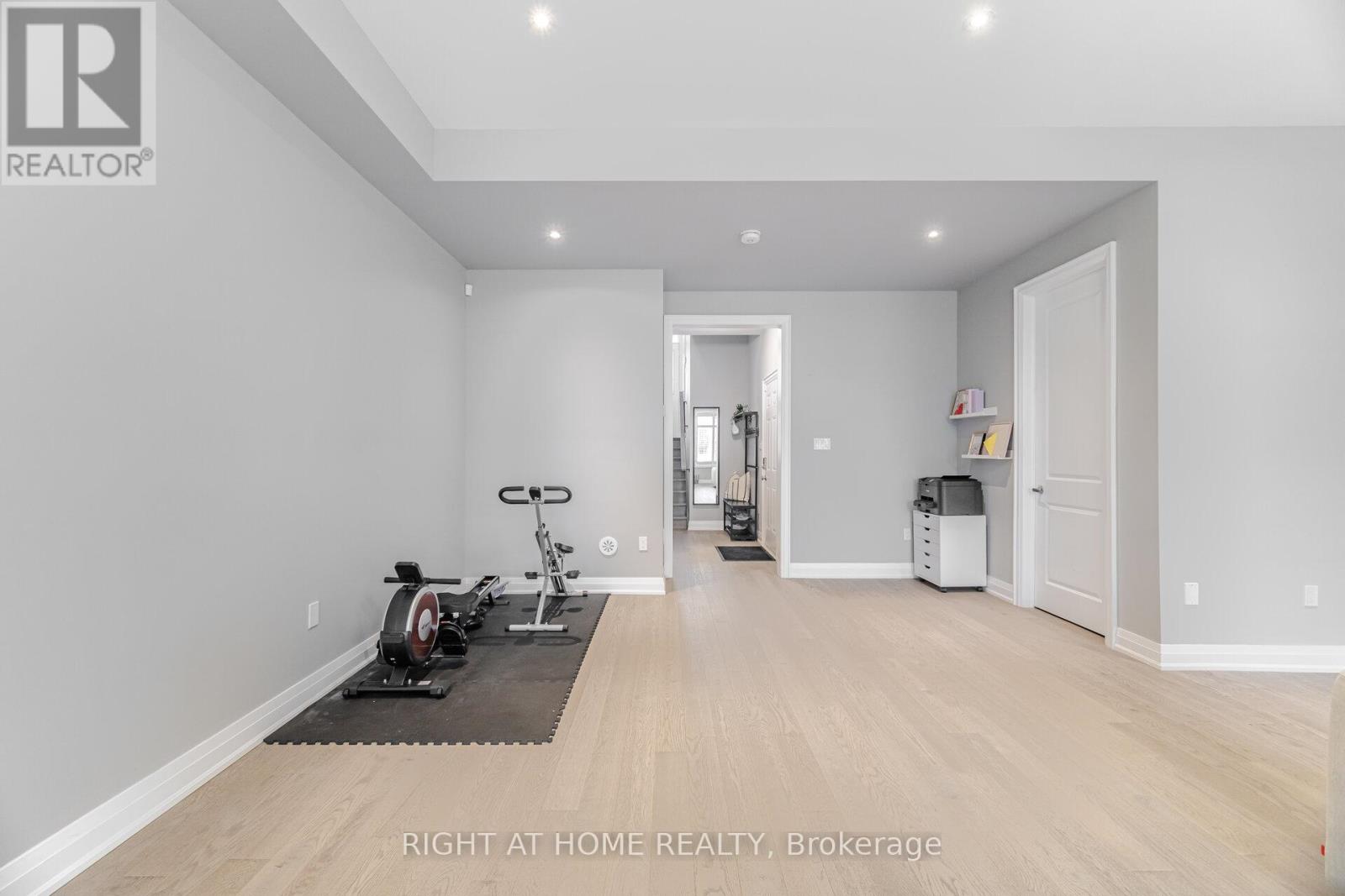 3073 Postridge Drive, Oakville (Jm Joshua Meadows), Ontario  L6H 0S1 - Photo 14 - W12391357
