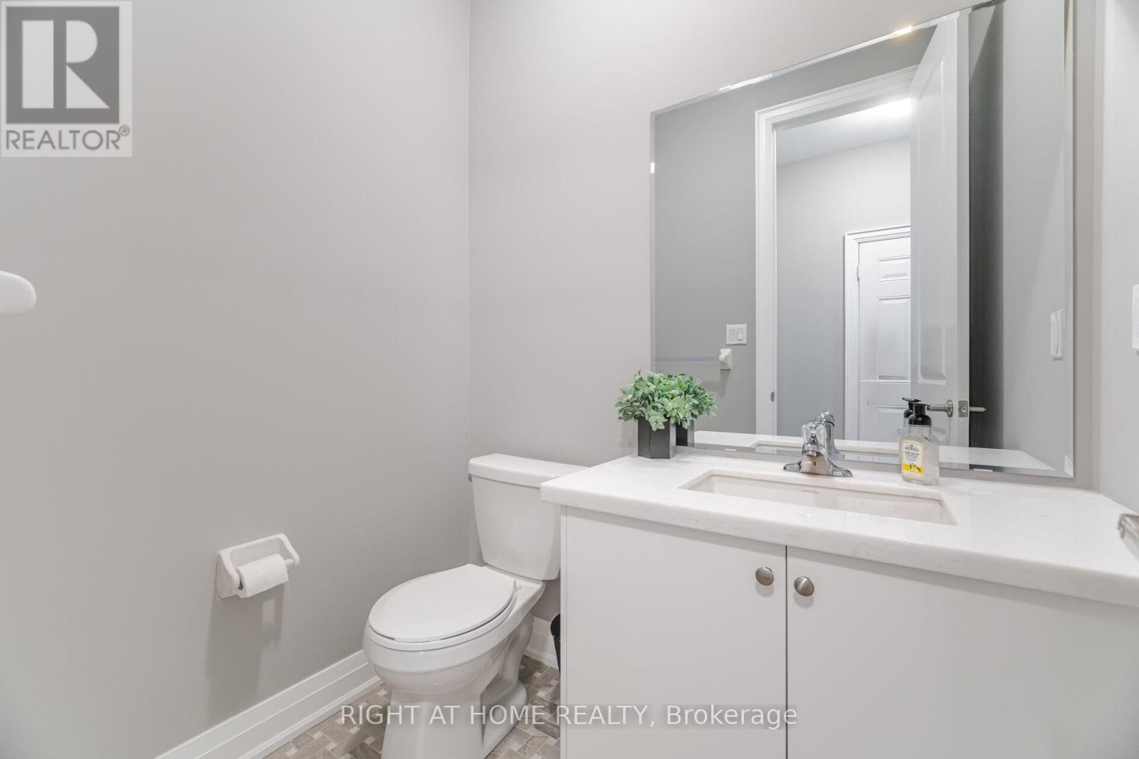 3073 Postridge Drive, Oakville (Jm Joshua Meadows), Ontario  L6H 0S1 - Photo 15 - W12391357