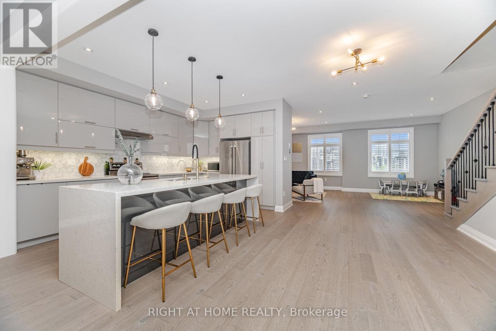 3073 Postridge Drive, Oakville (Jm Joshua Meadows), Ontario  L6H 0S1 - Photo 25 - W12391357