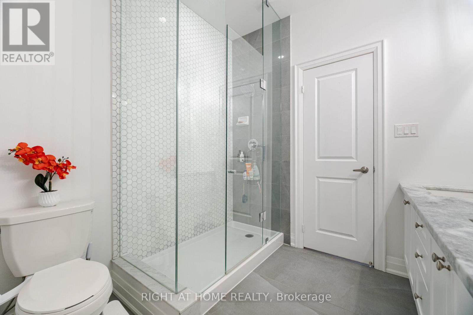 3073 Postridge Drive, Oakville (Jm Joshua Meadows), Ontario  L6H 0S1 - Photo 36 - W12391357