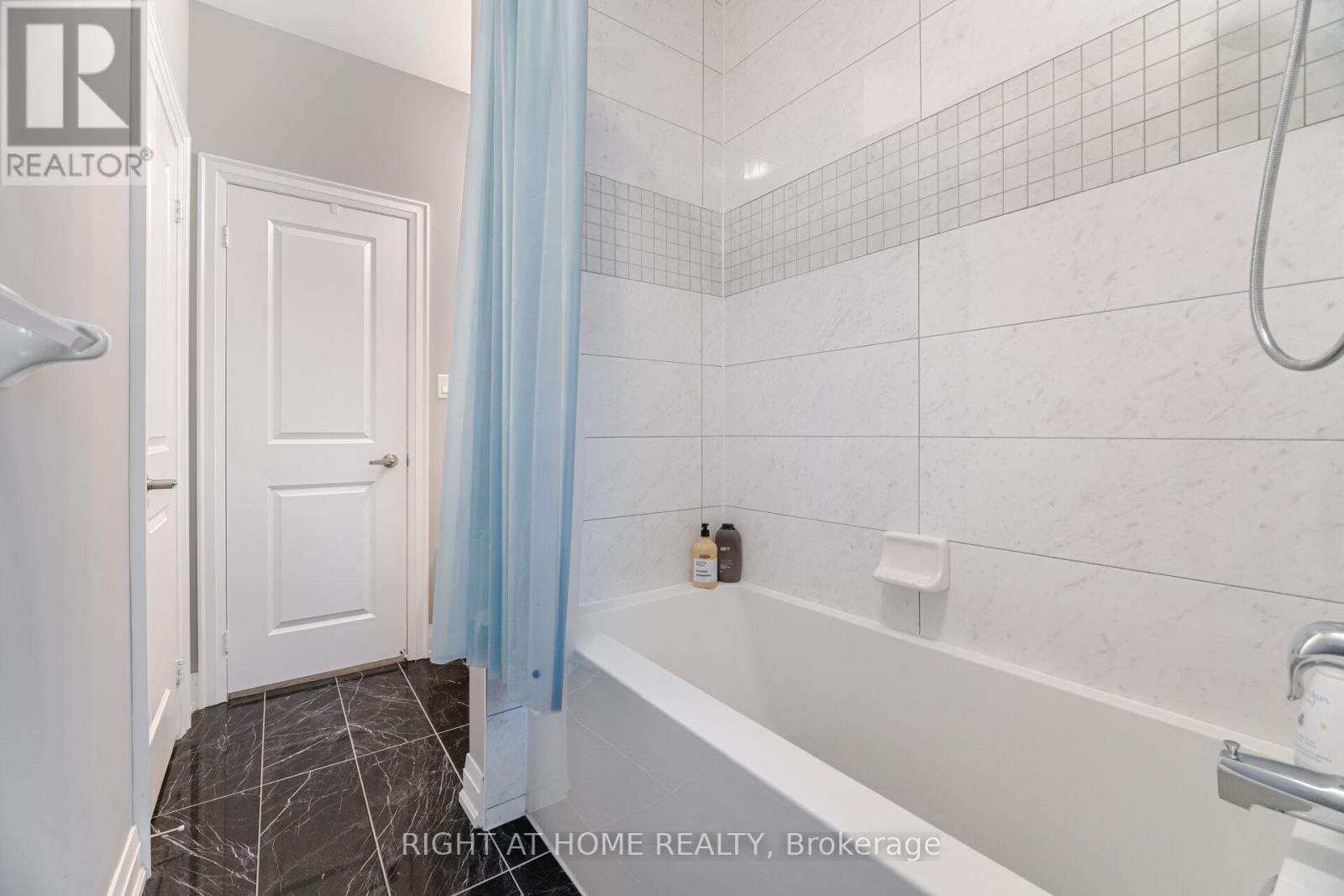 3073 Postridge Drive, Oakville (Jm Joshua Meadows), Ontario  L6H 0S1 - Photo 42 - W12391357
