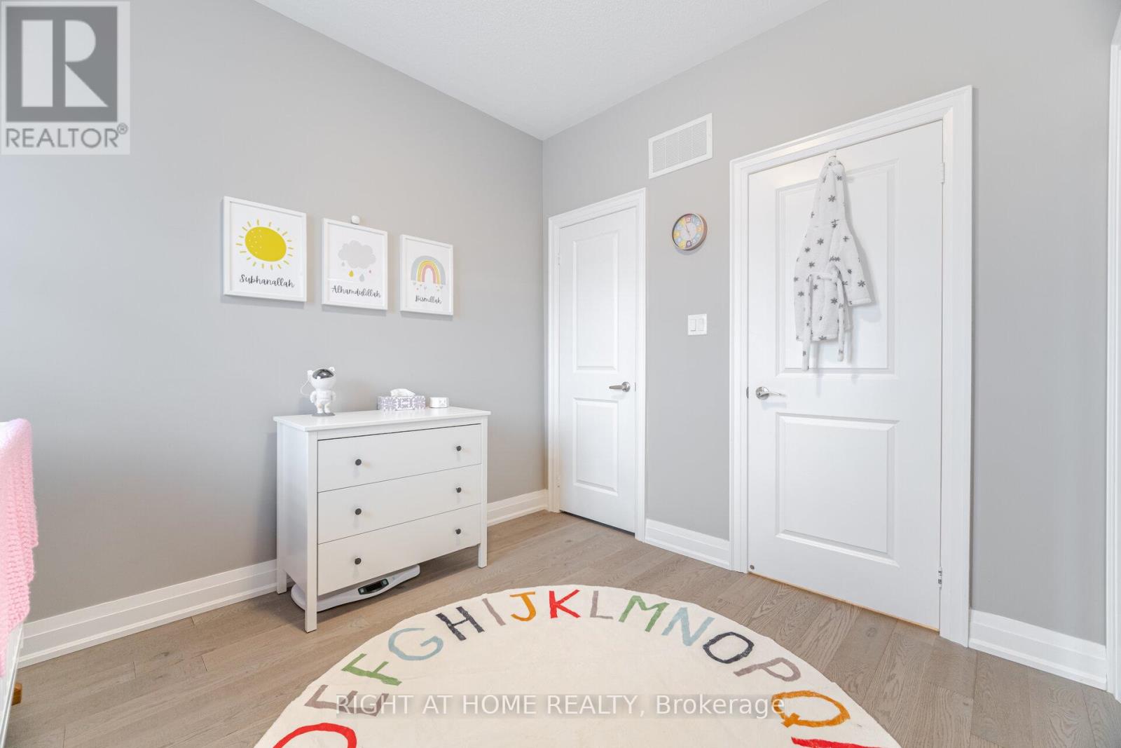 3073 Postridge Drive, Oakville (Jm Joshua Meadows), Ontario  L6H 0S1 - Photo 44 - W12391357