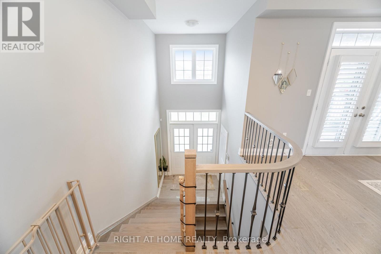 3073 Postridge Drive, Oakville (Jm Joshua Meadows), Ontario  L6H 0S1 - Photo 46 - W12391357