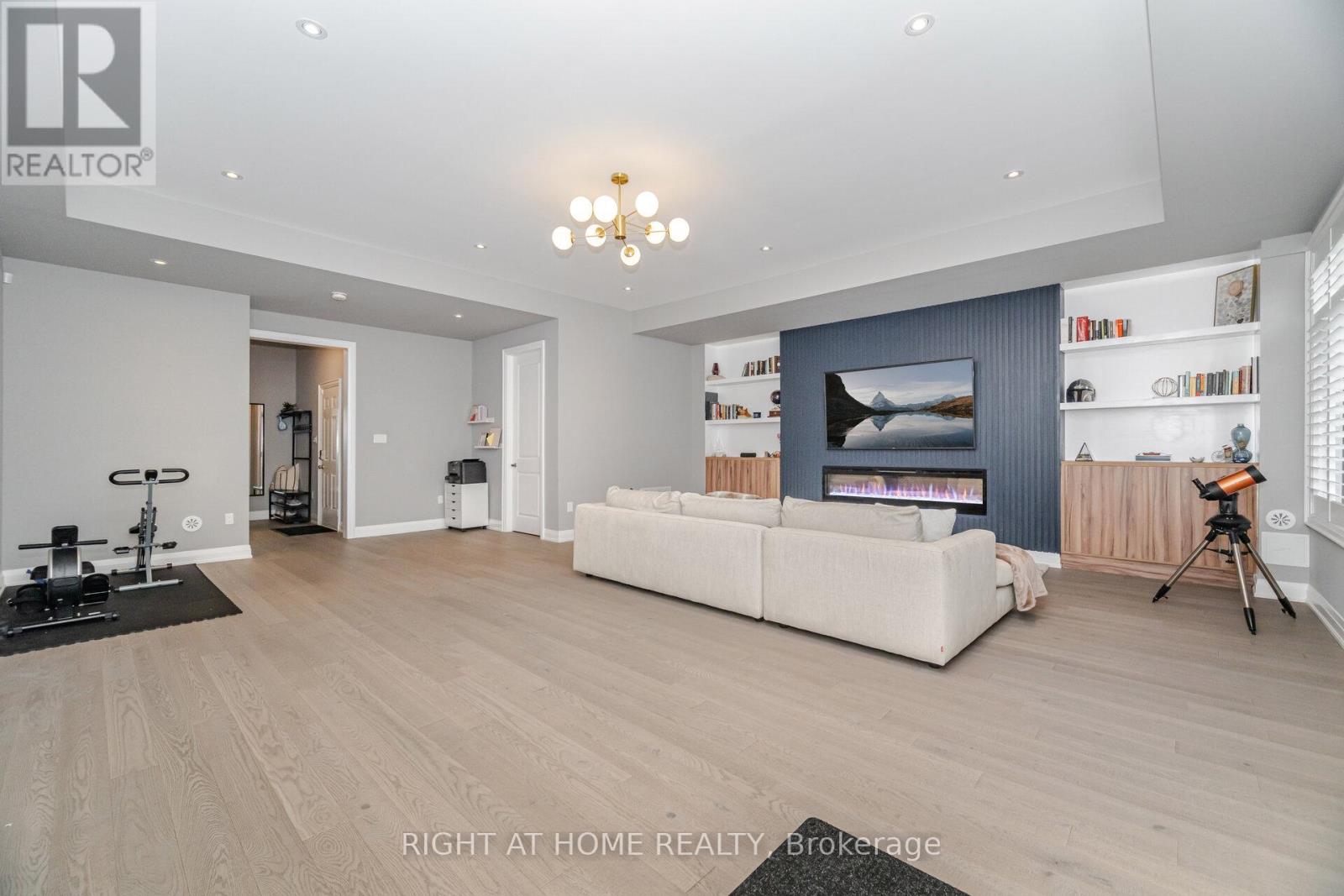 3073 Postridge Drive, Oakville (Jm Joshua Meadows), Ontario  L6H 0S1 - Photo 9 - W12391357