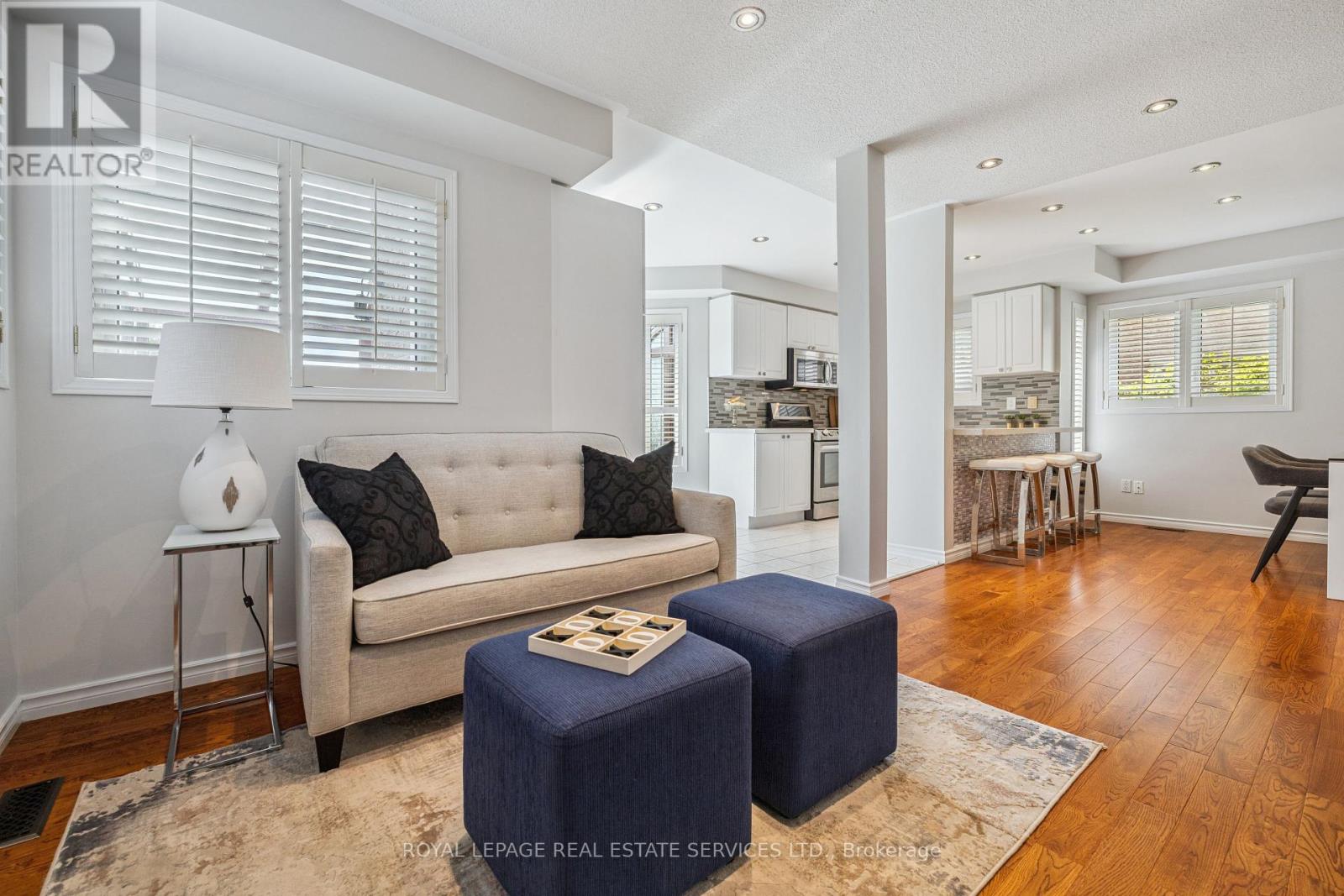 2365 Grand Ravine Drive, Oakville, Ontario  L6H 6A8 - Photo 19 - W12391361