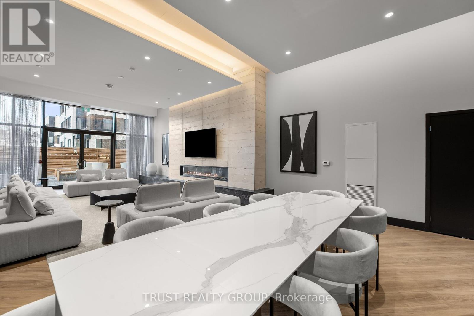 911 - 1808 St. Clair Avenue W, Toronto (Junction Area), Ontario  M6N 0C1 - Photo 15 - W12391404