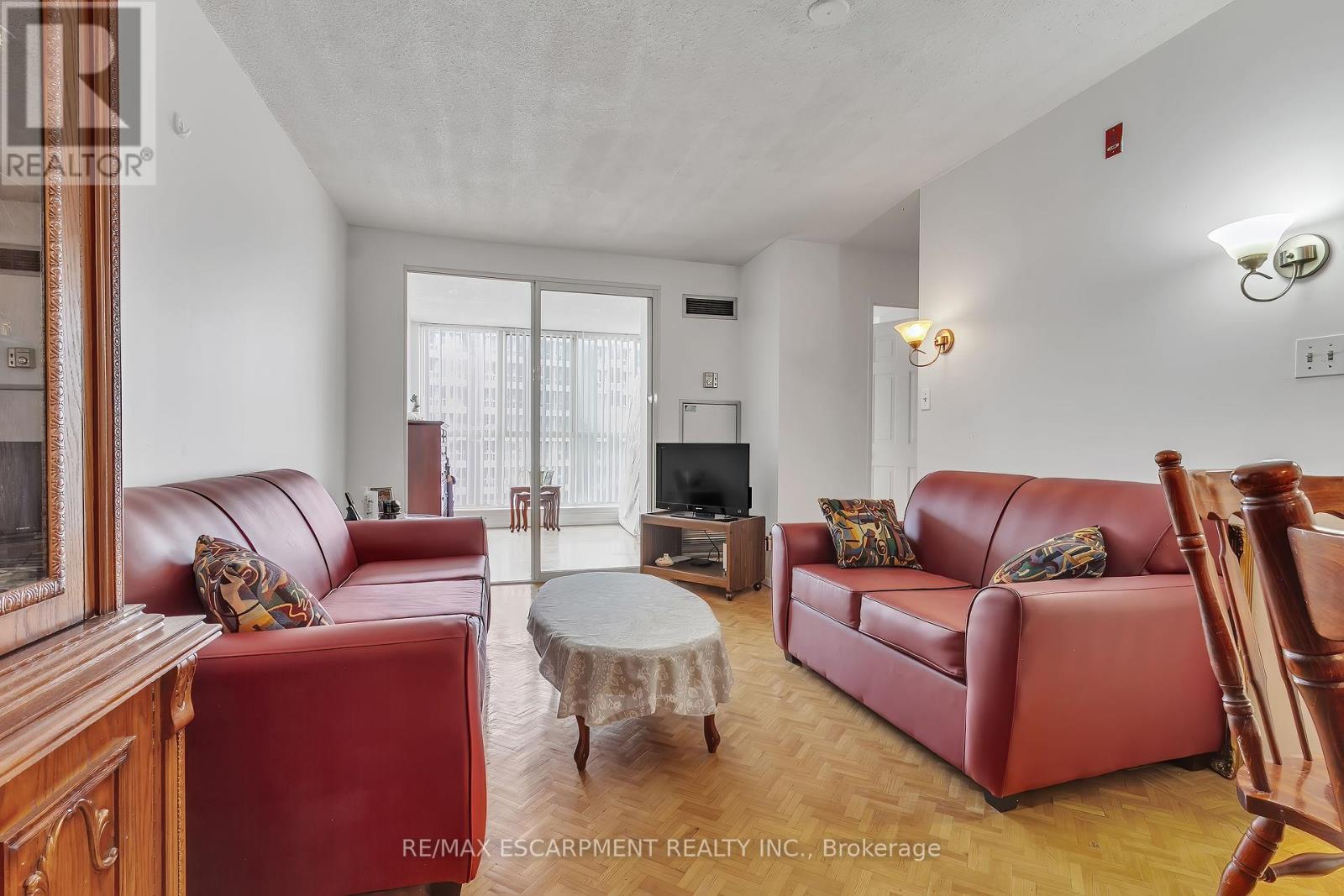 756 - 24 Southport Street, Toronto, Ontario  M6S 4Z1 - Photo 16 - W12391425
