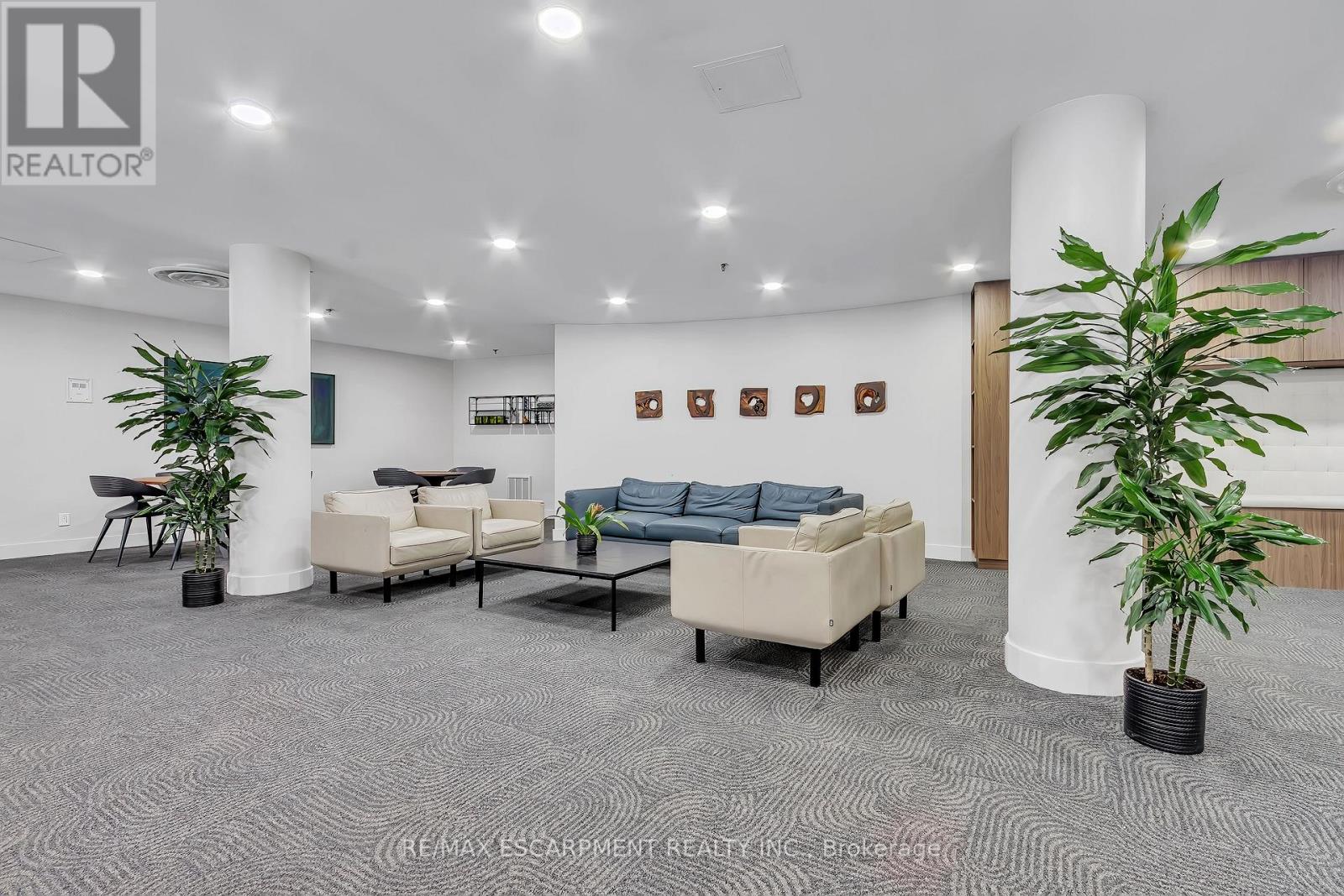 756 - 24 Southport Street, Toronto, Ontario  M6S 4Z1 - Photo 30 - W12391425