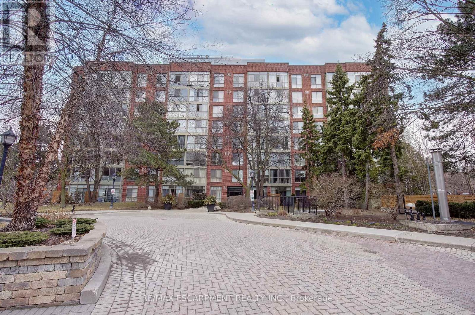 756 - 24 Southport Street, Toronto, Ontario  M6S 4Z1 - Photo 47 - W12391425