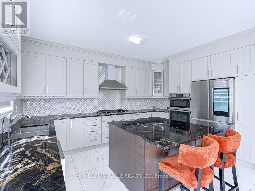 8 Jenwood Crescent, Brampton, Ontario  L7A 3S6 - Photo 11 - W12391430