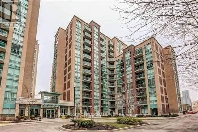 405 - 9 MICHAEL POWER PLACE, Toronto, Ontario