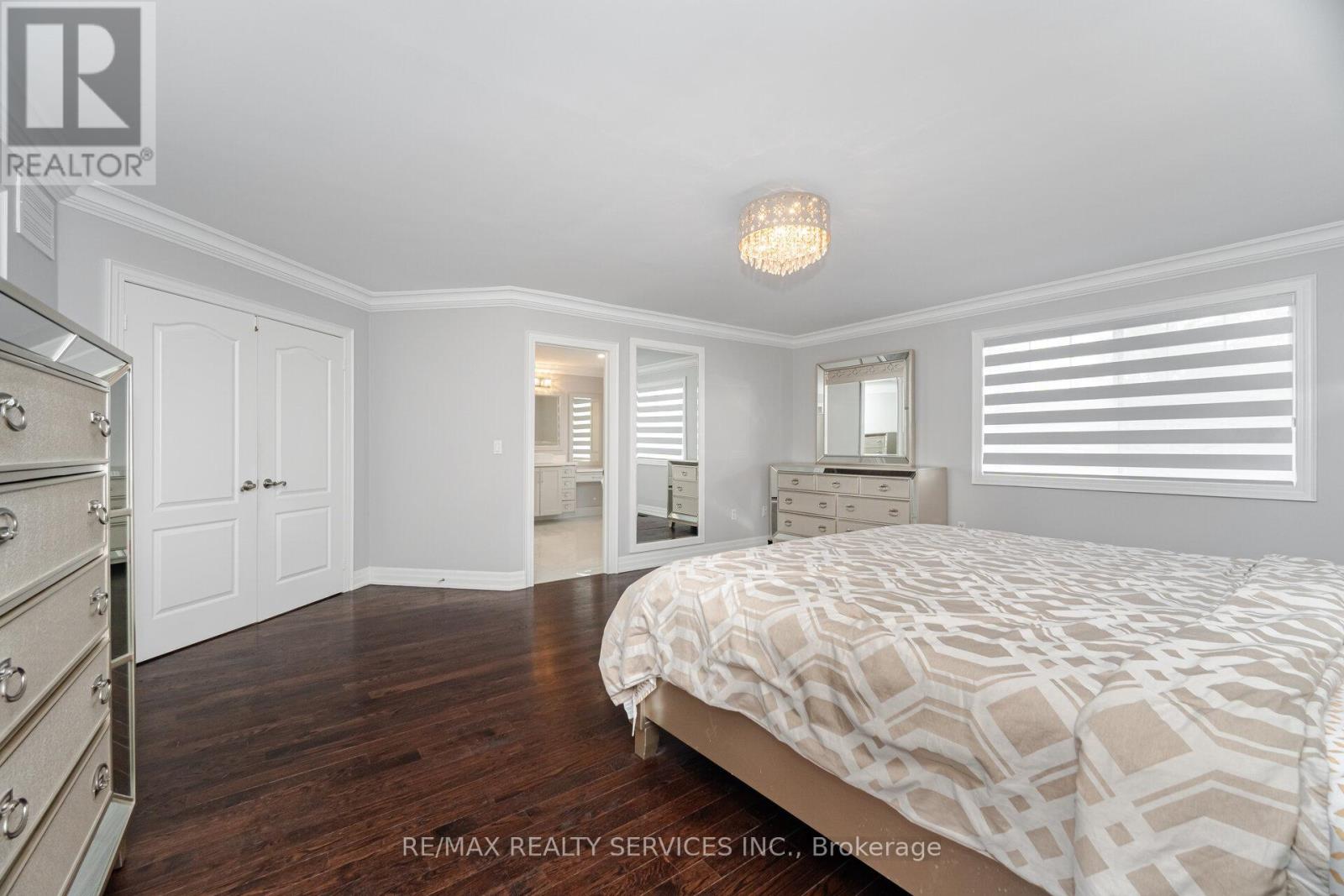 19 Richland Crescent, Brampton, Ontario  L6P 1M8 - Photo 25 - W12391456