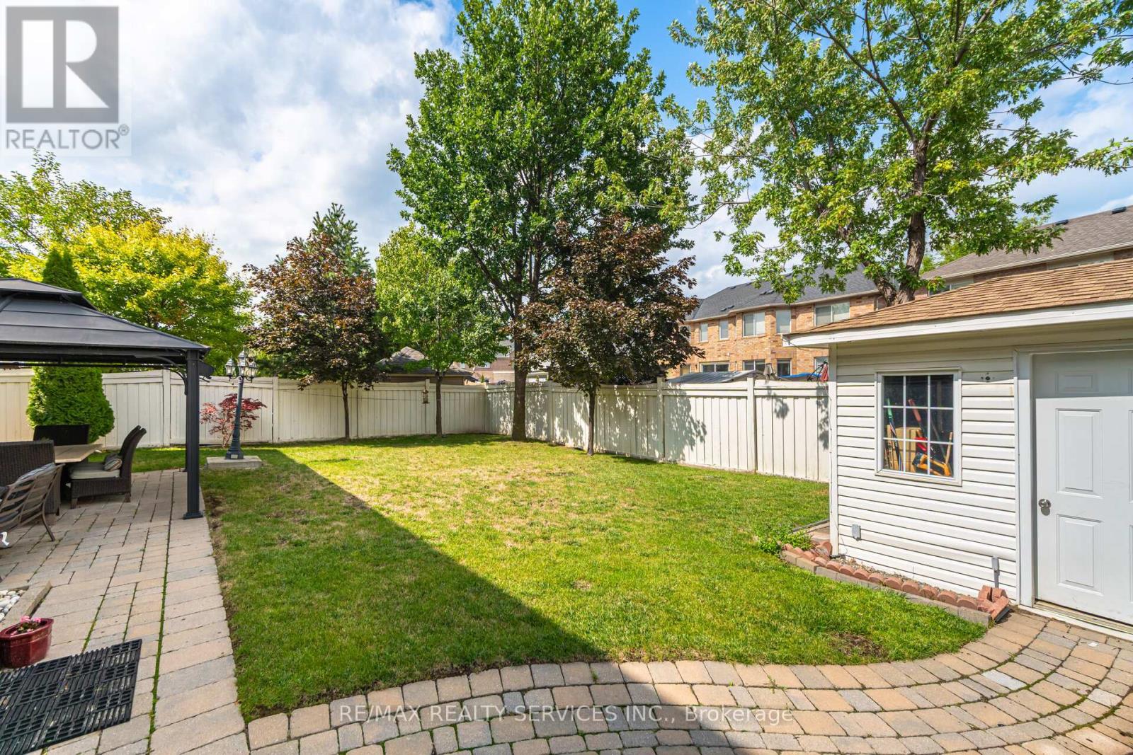 19 Richland Crescent, Brampton, Ontario  L6P 1M8 - Photo 44 - W12391456
