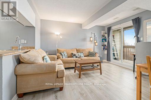 24 - 42a Stewart Maclaren Road, Halton Hills, Ontario  L7G 5L9 - Photo 8 - W12391511