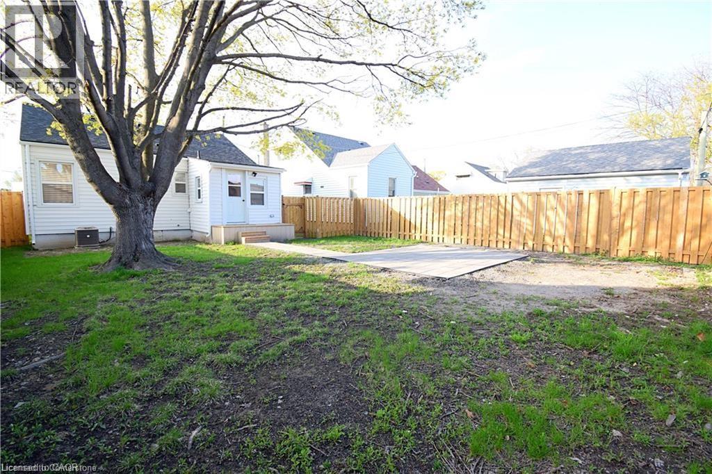 4 Lancaster Avenue, St. Catharines, Ontario  L2R 2R6 - Photo 25 - 40766930