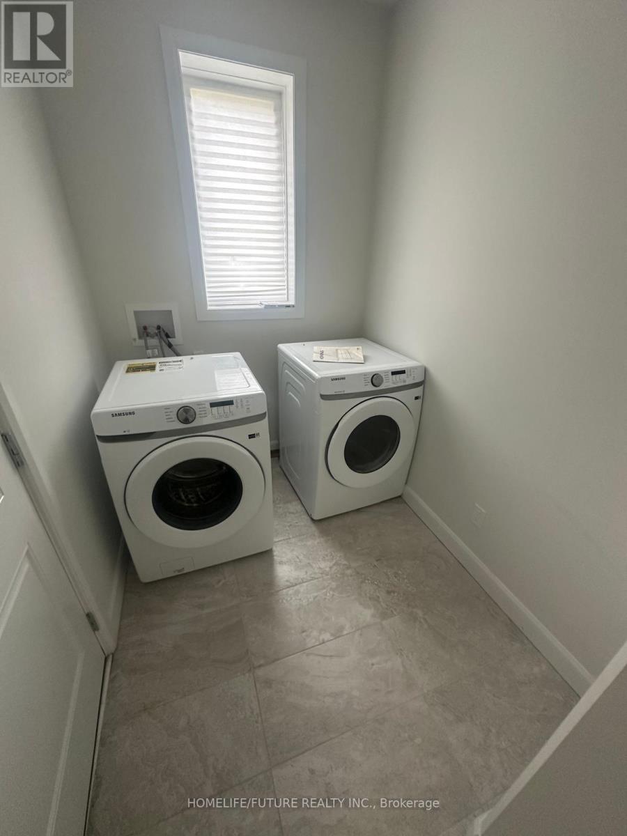 51 Erie Court, Loyalist (Amherstview), Ontario  K7N 0E3 - Photo 13 - X12391376