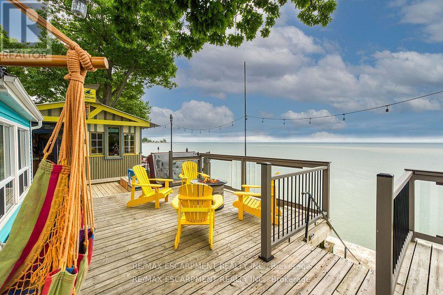 2090 Lakeshore Road, Haldimand (Dunnville), Ontario  N1A 2W8 - Photo 27 - X12391419