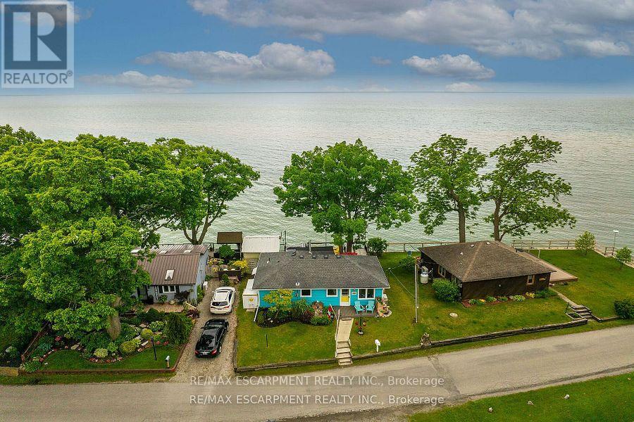 2090 Lakeshore Road, Haldimand (Dunnville), Ontario  N1A 2W8 - Photo 45 - X12391419