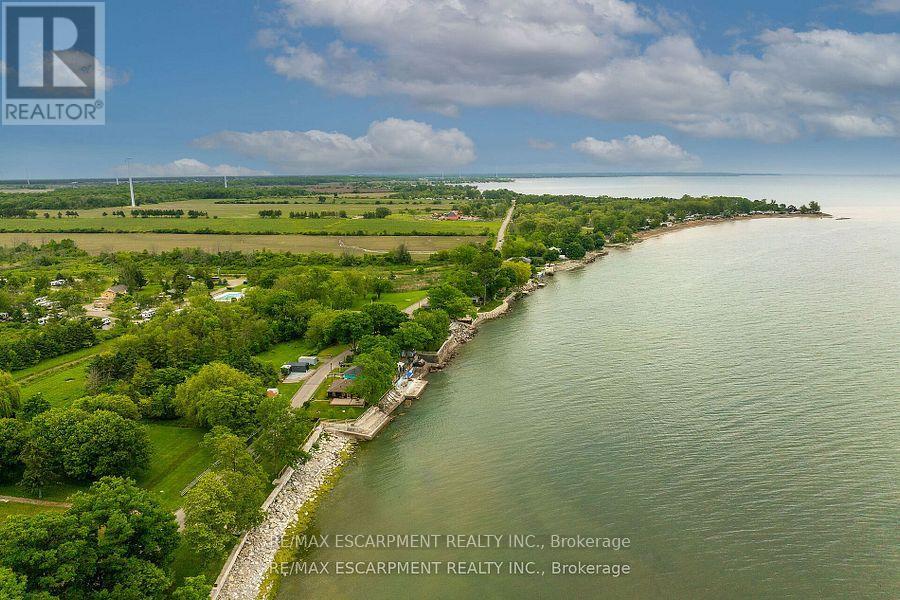 2090 Lakeshore Road, Haldimand (Dunnville), Ontario  N1A 2W8 - Photo 49 - X12391419