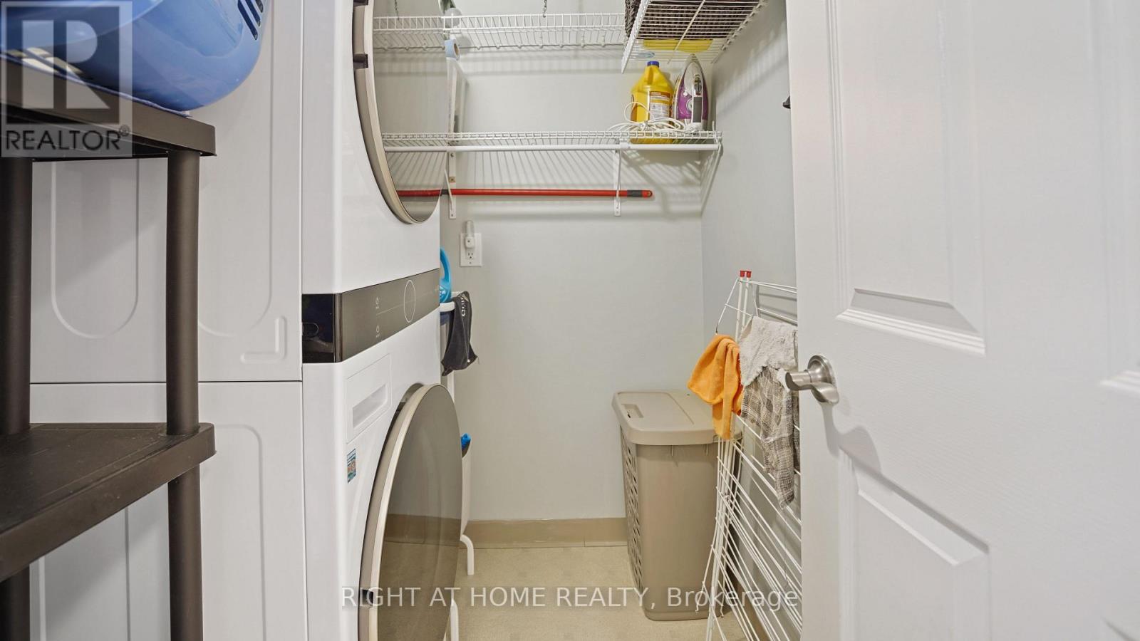 705 - 265 Westcourt Place, Waterloo, Ontario  N2L 6E4 - Photo 20 - X12391484