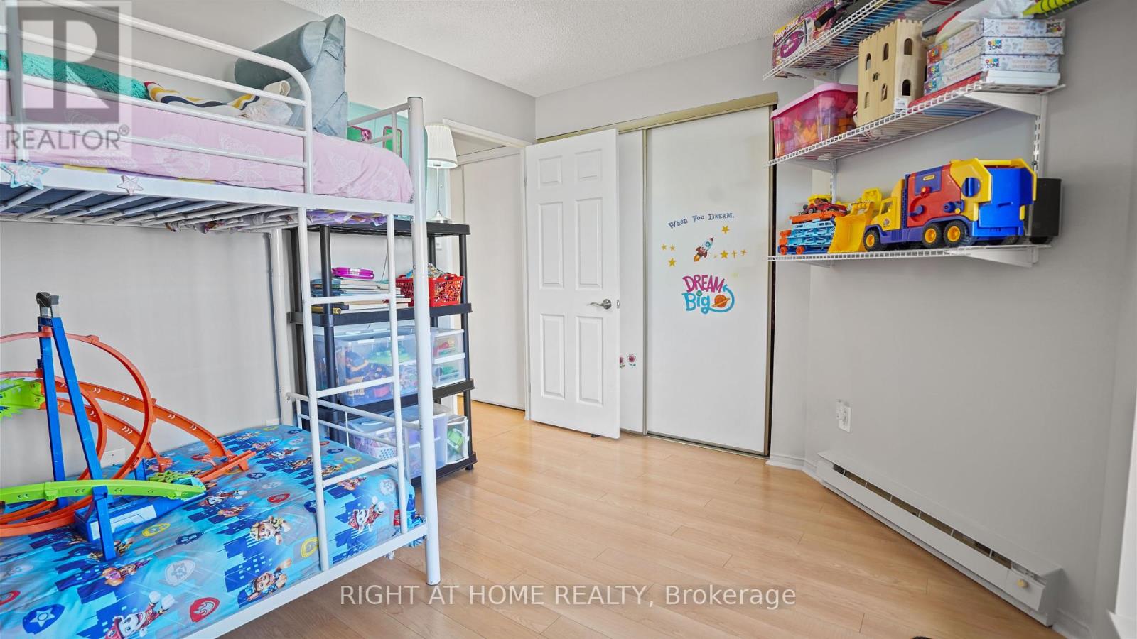 705 - 265 Westcourt Place, Waterloo, Ontario  N2L 6E4 - Photo 31 - X12391484