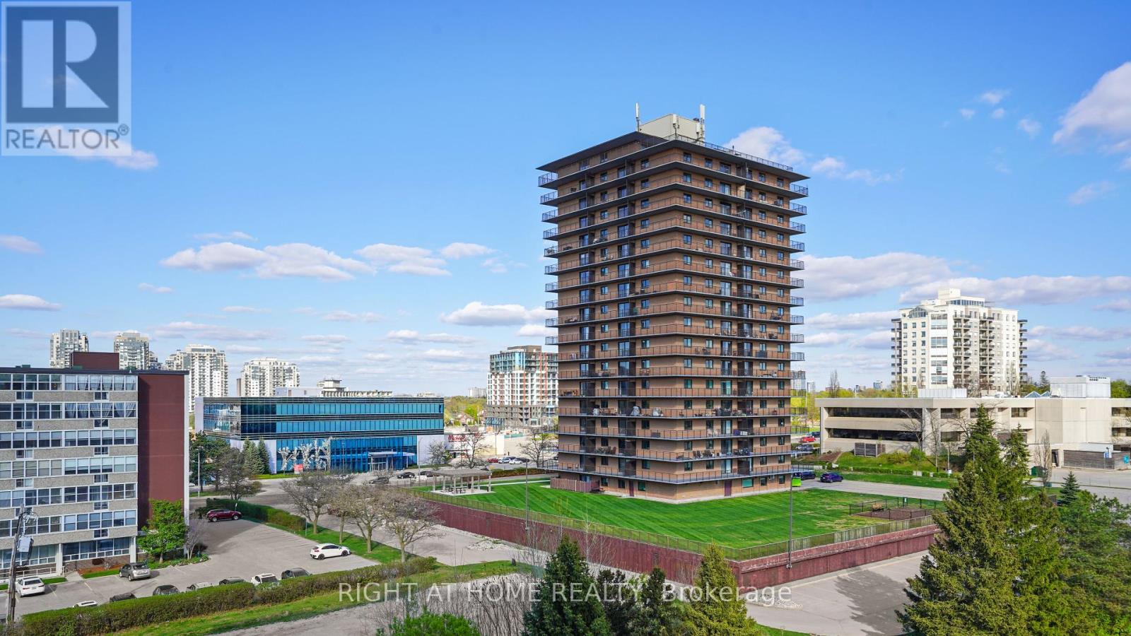 705 - 265 Westcourt Place, Waterloo, Ontario  N2L 6E4 - Photo 45 - X12391484
