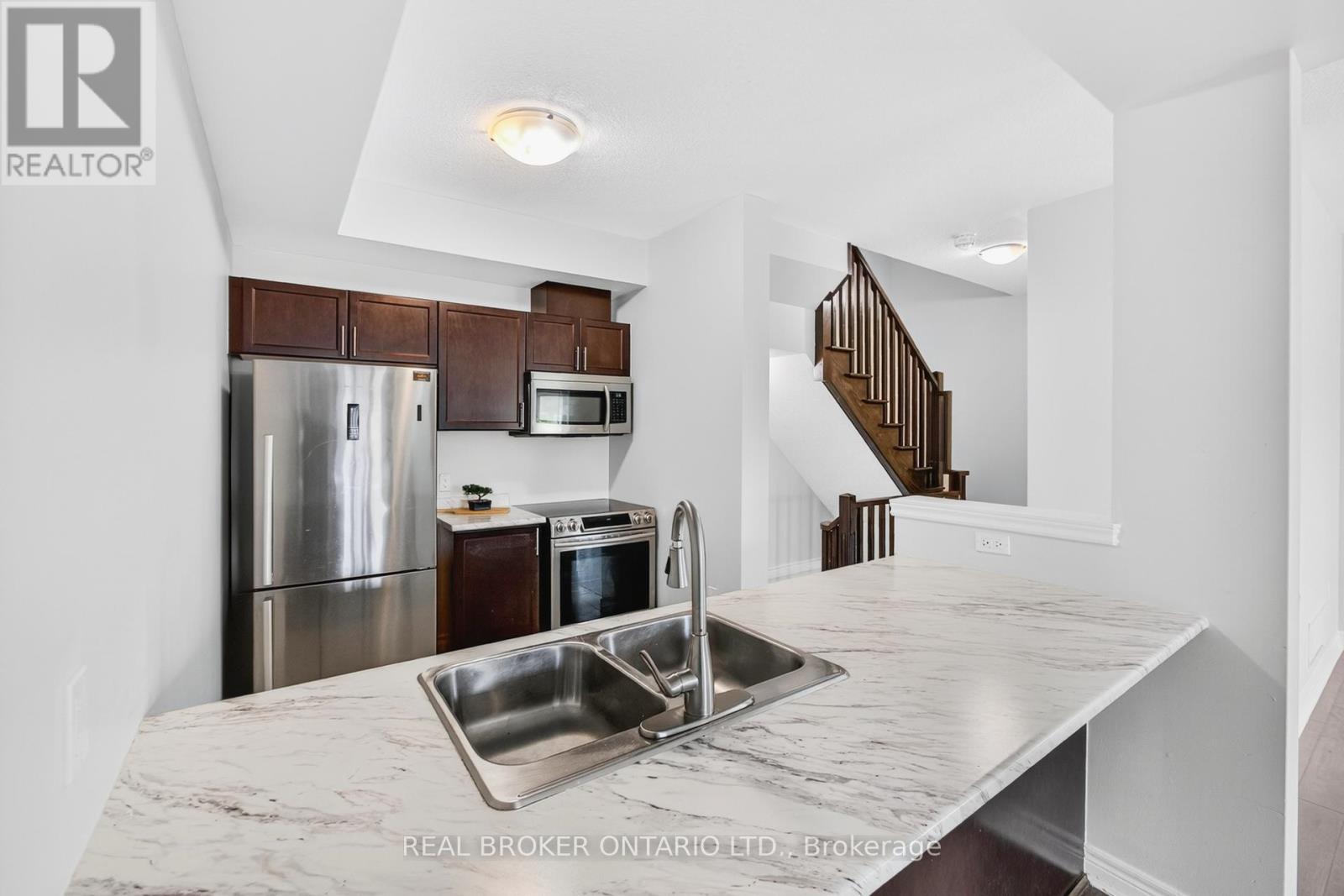 7 Ladybell Lane, Hamilton, Ontario  L0R 1P0 - Photo 8 - X12391507