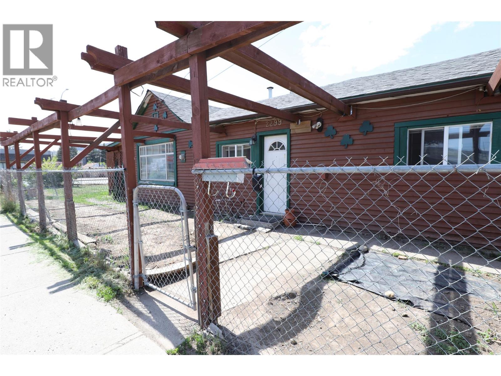 2299 Nicola Avenue, merritt, British Columbia