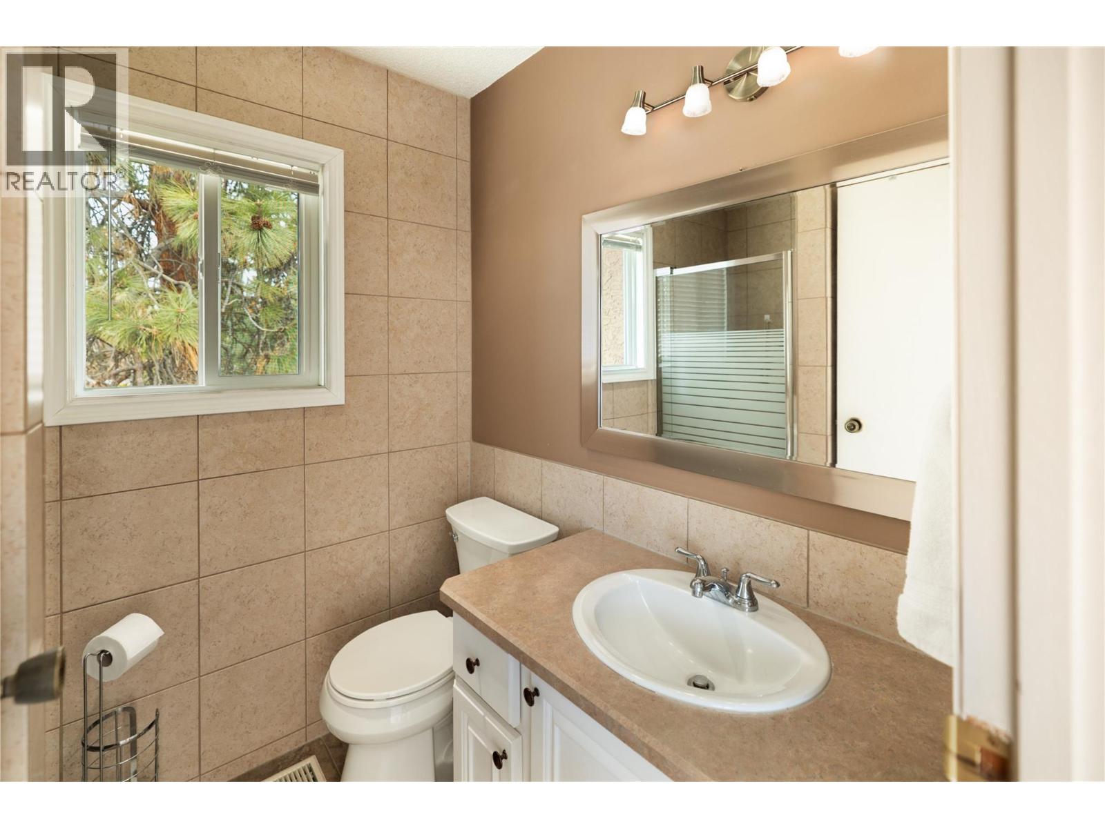 3970 June Springs Road, Kelowna, British Columbia  V1W 4E4 - Photo 33 - 10360888
