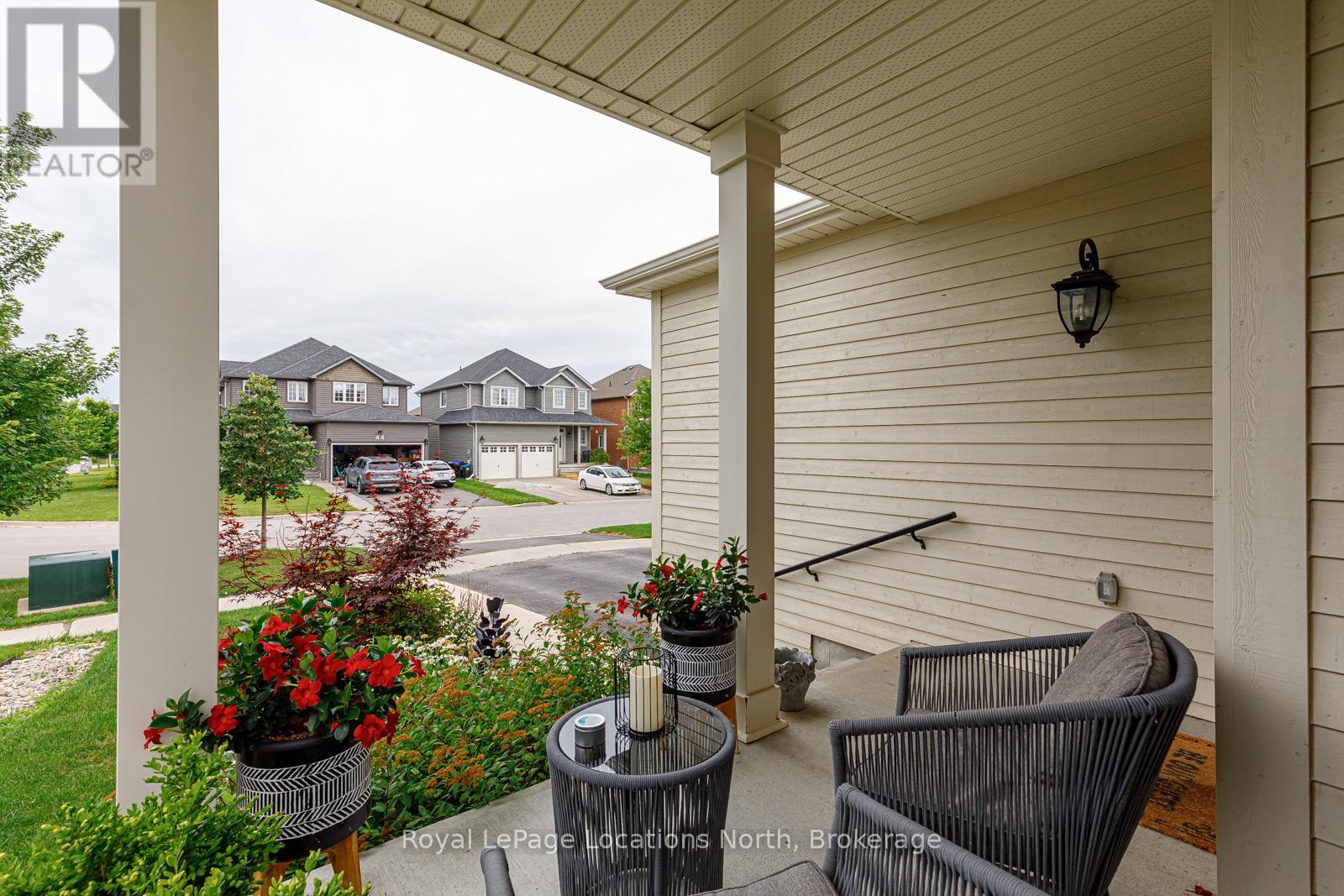 Property at 43 GARBUTT CRESCENT image 3