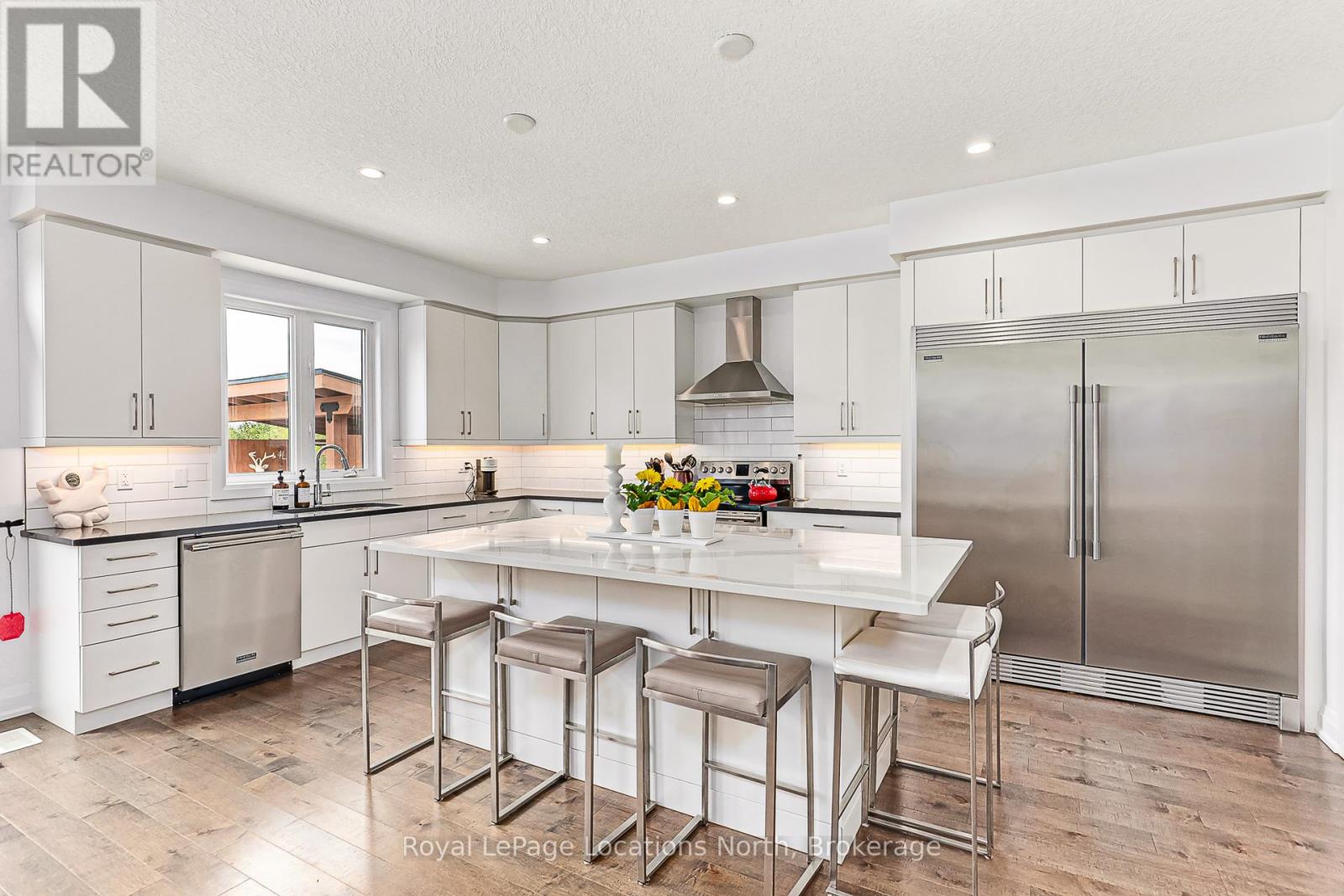 43 Garbutt Crescent, Collingwood, Ontario  L9Y 0H6 - Photo 8 - S12391743
