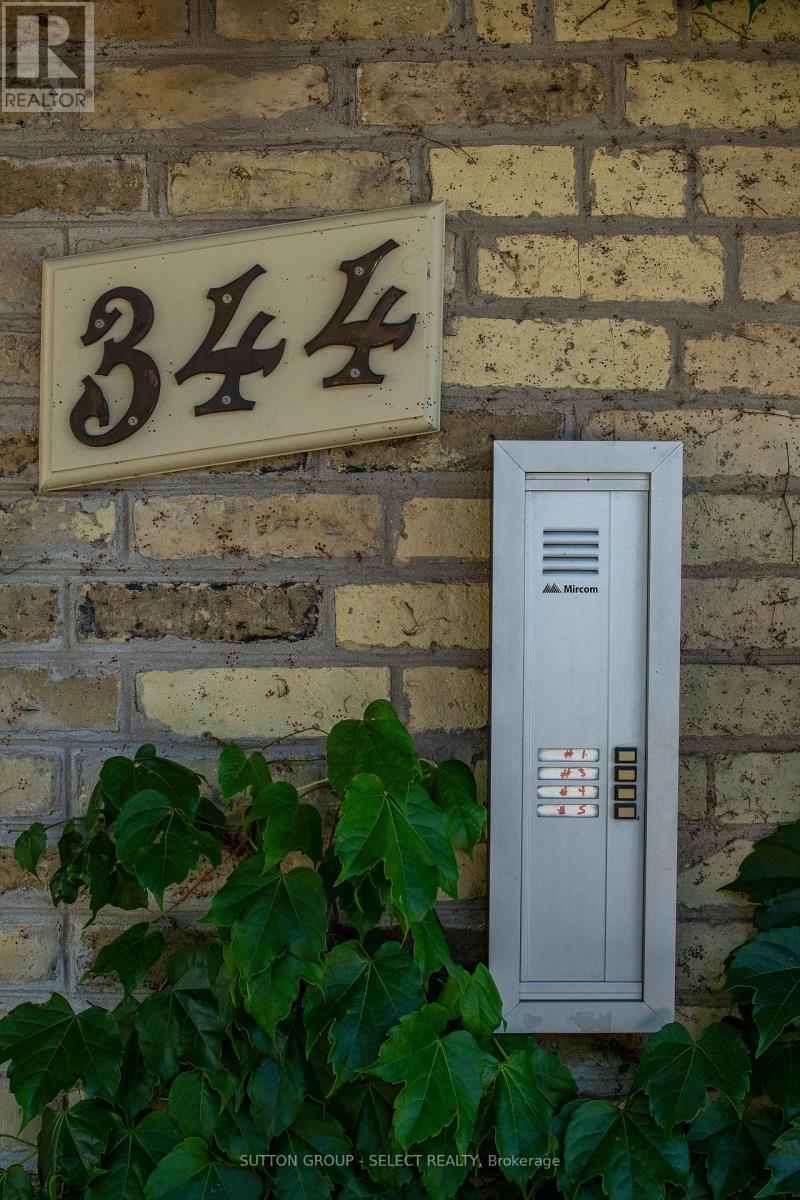 344 Harvard Street, London East, Ontario  N6A 1R7 - Photo 3 - X12391694