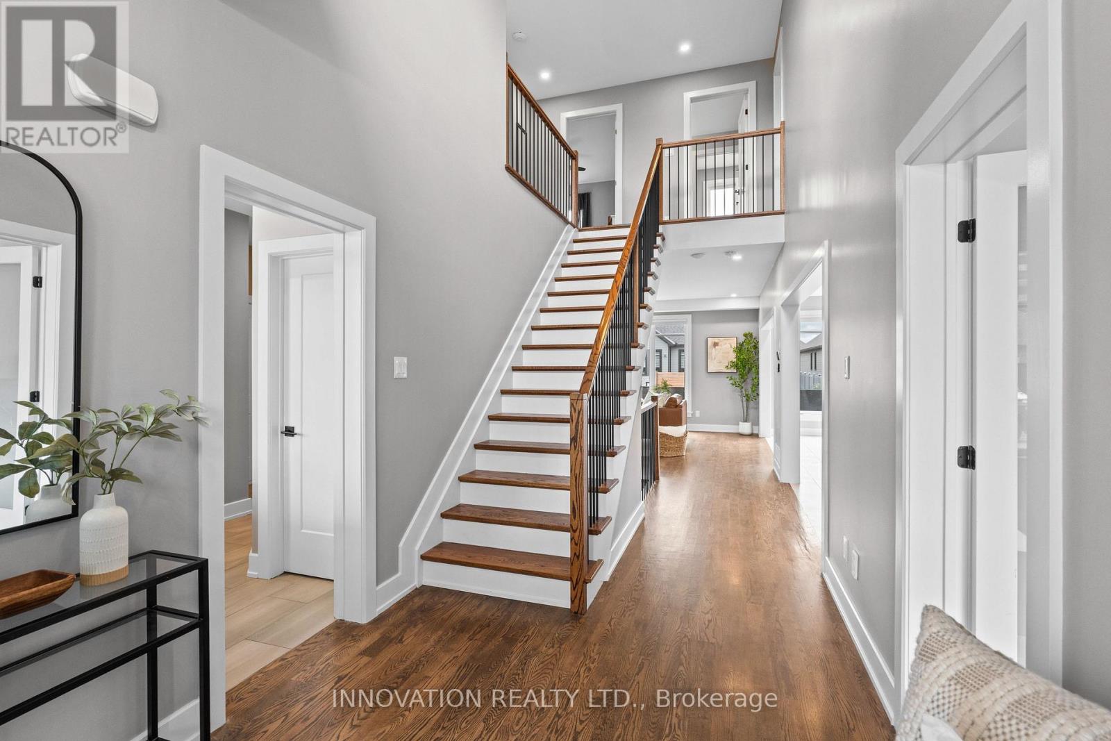 65 Bald Eagle Crescent, Ottawa, Ontario  K0A 2Z0 - Photo 3 - X12391627