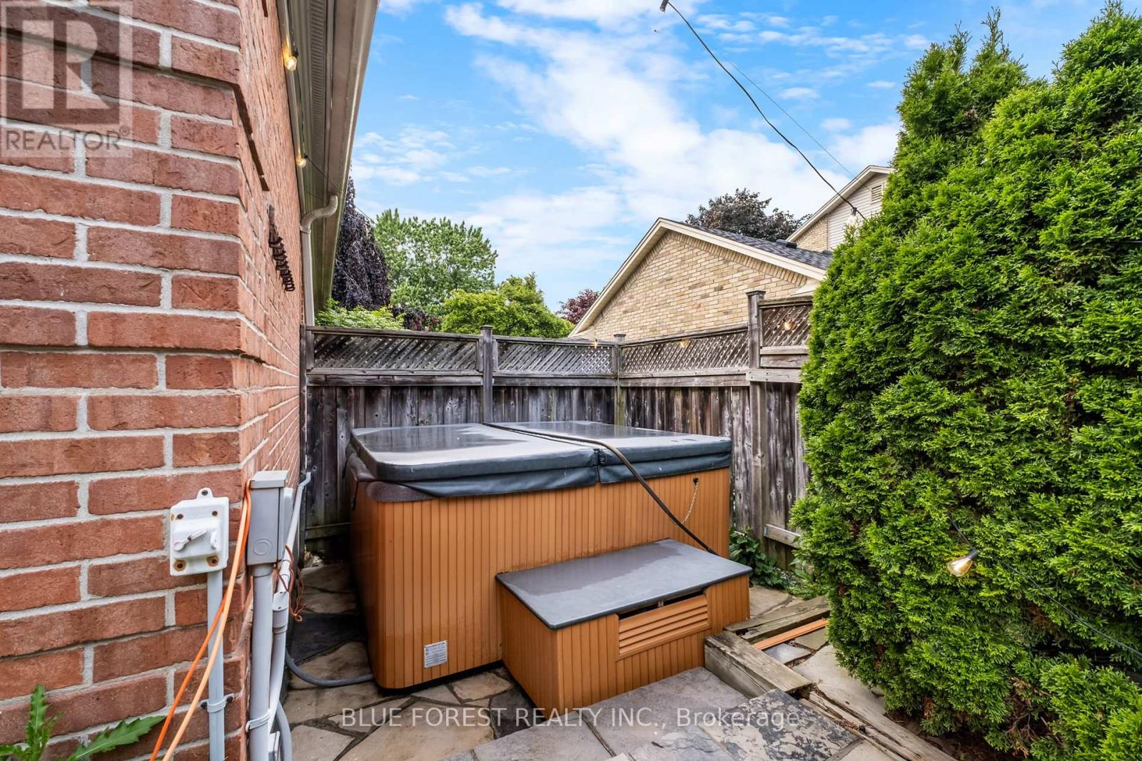 6977 Lambeth Walk, London South (South V), Ontario  N6P 1A5 - Photo 43 - X12391806