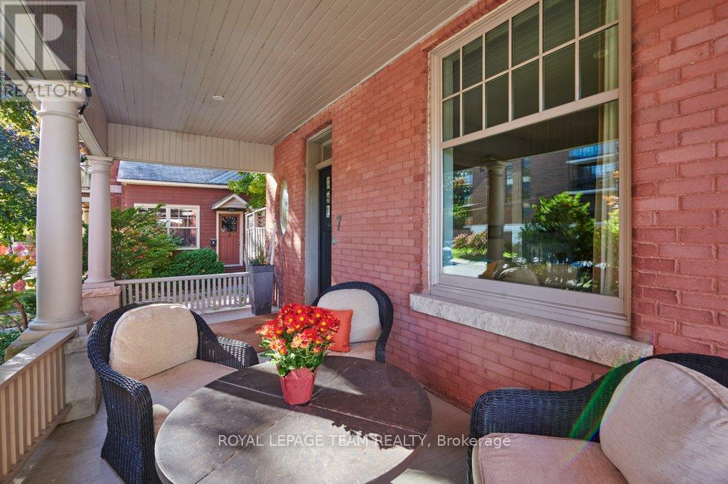 Property at 7 SECOND AVENUE image 4