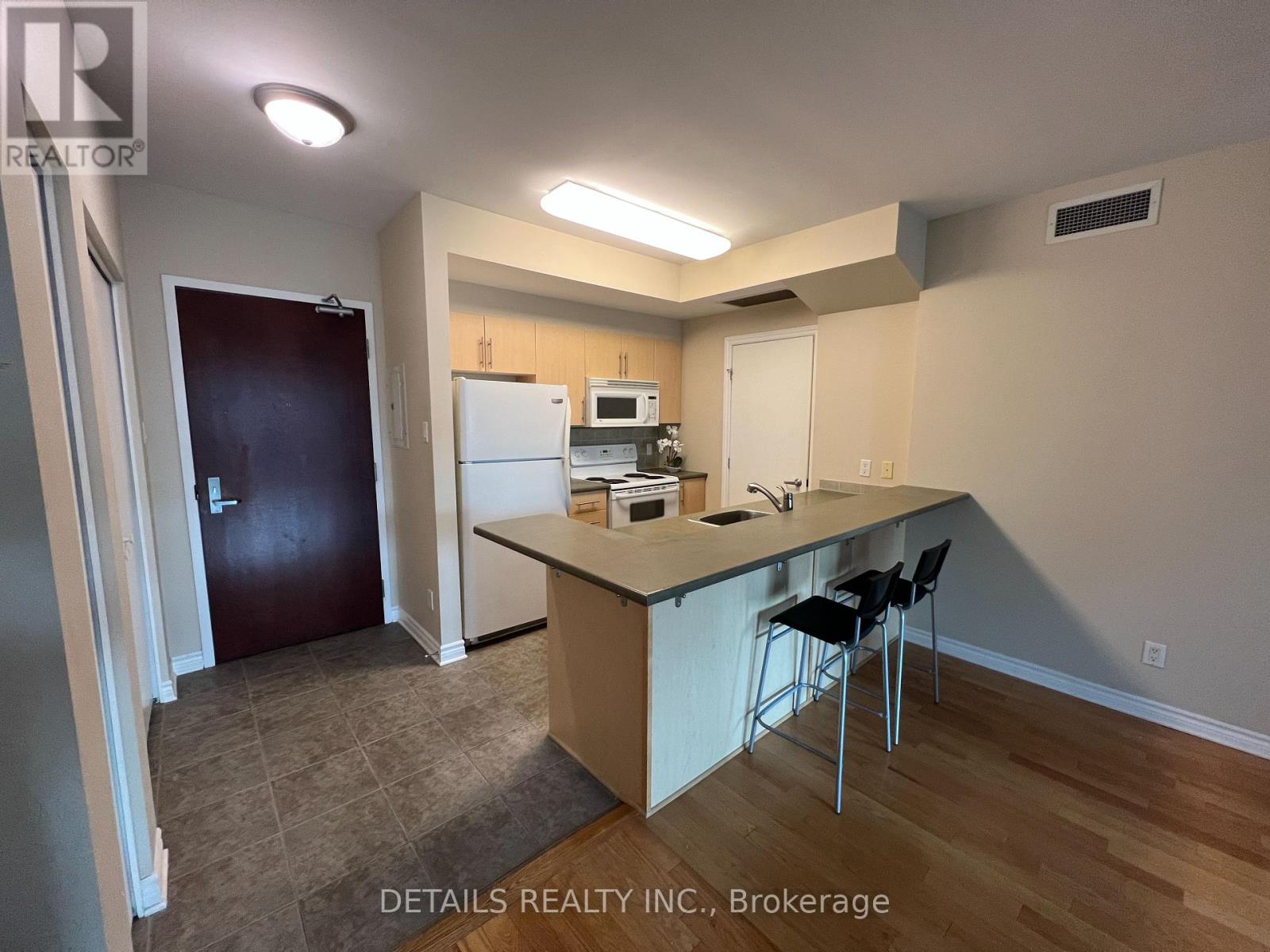 1207 - 200 Rideau Street Se, Ottawa, Ontario  K1N 5Y1 - Photo 6 - X12391766