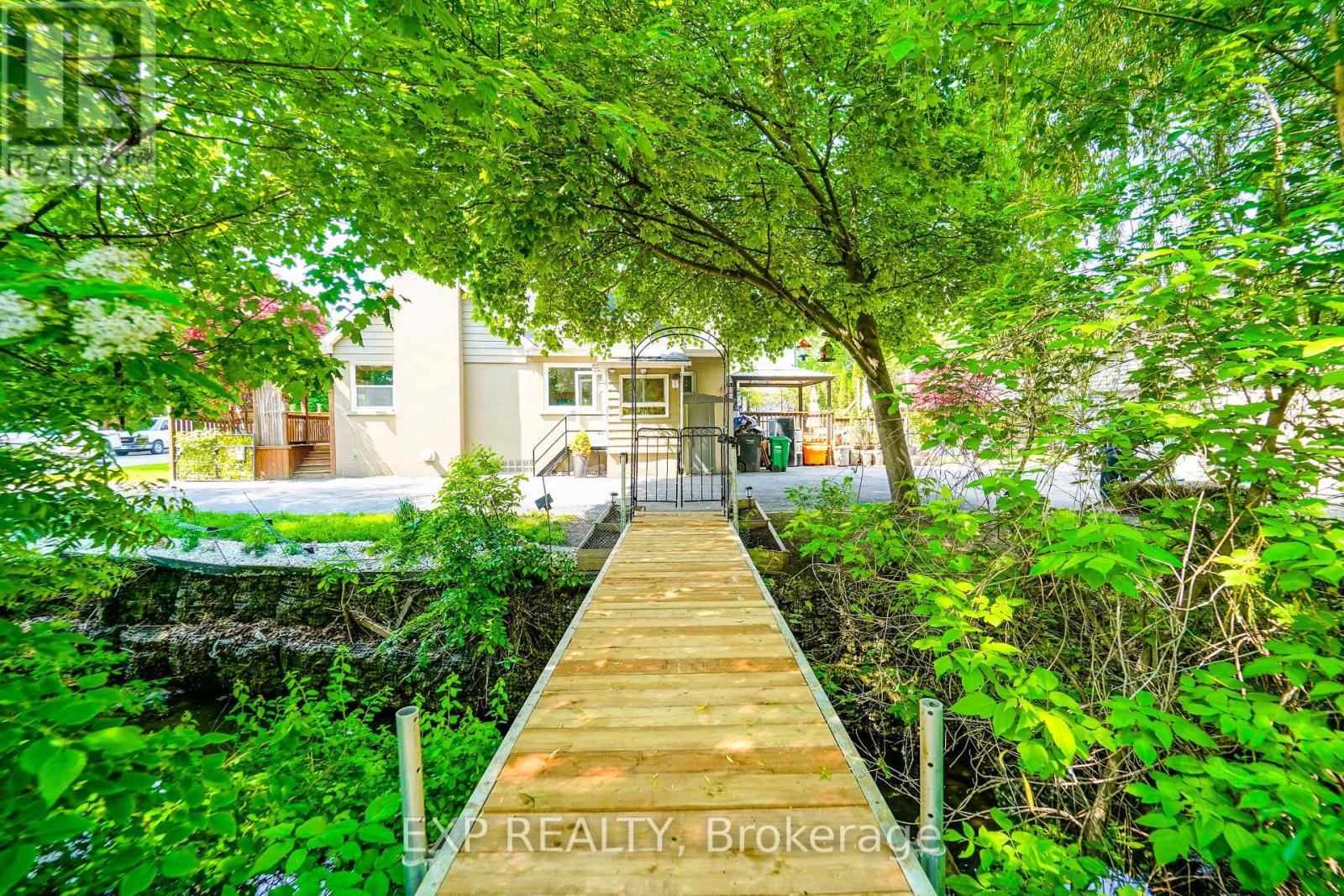 1331 St. James Avenue, Mississauga, Ontario  L5E 1J3 - Photo 35 - W12308565