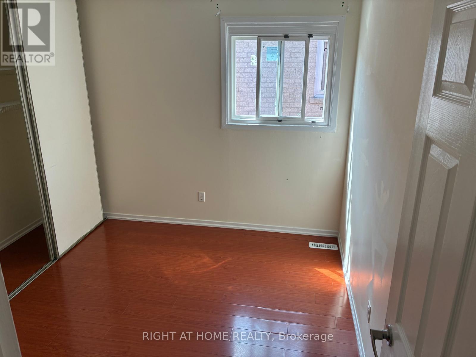 Main&2nd Floor - 29 Roxanne Crescent, Toronto, Ontario  M1V 4J5 - Photo 11 - E12391614