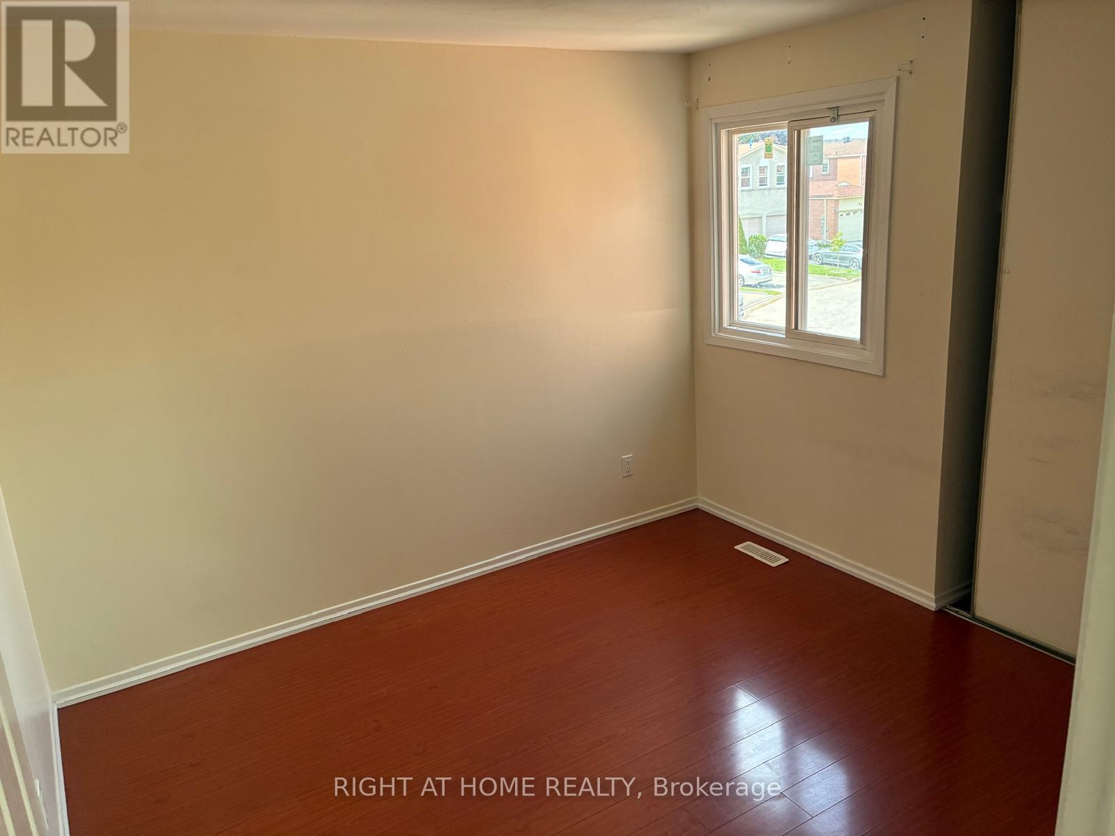 Main&2nd Floor - 29 Roxanne Crescent, Toronto, Ontario  M1V 4J5 - Photo 9 - E12391614