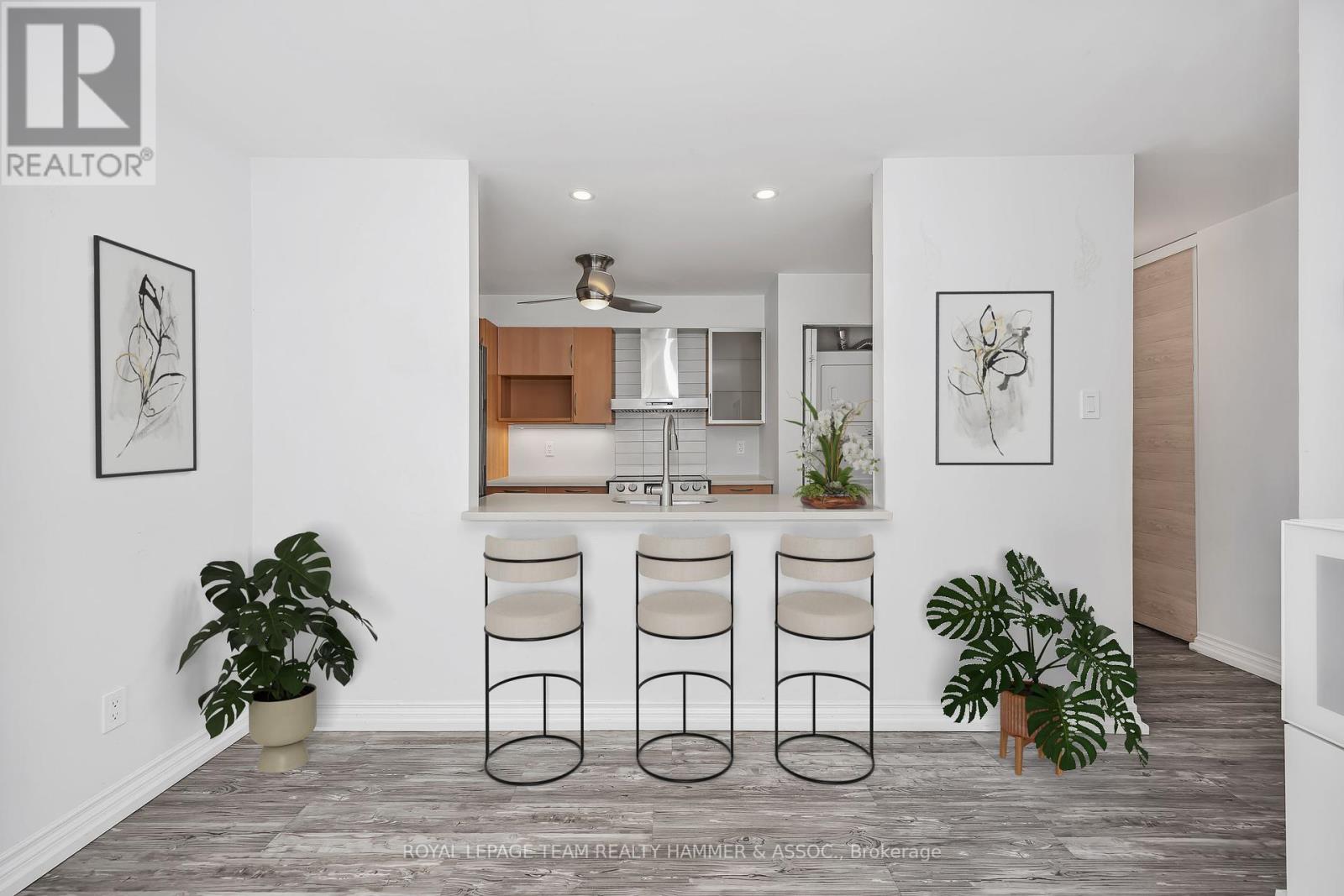 Property at 417 - 214 VIEWMOUNT DRIVE image 3