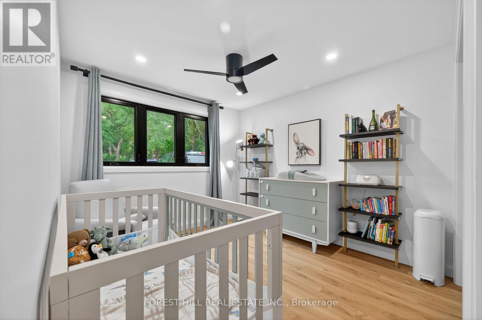 215 Main Street N, Newmarket (Bristol-London), Ontario  L3Y 9B1 - Photo 16 - N12391569