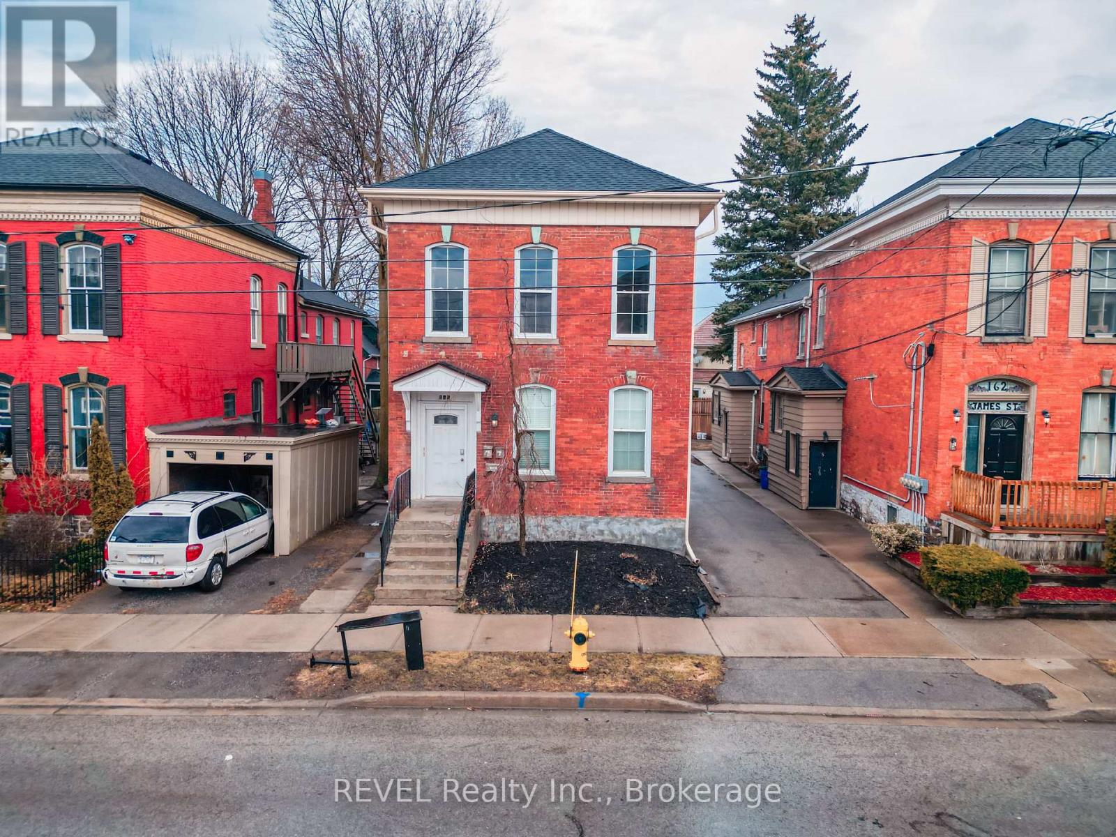 UNIT 1 - 166 JAMES STREET, St. Catharines, Ontario