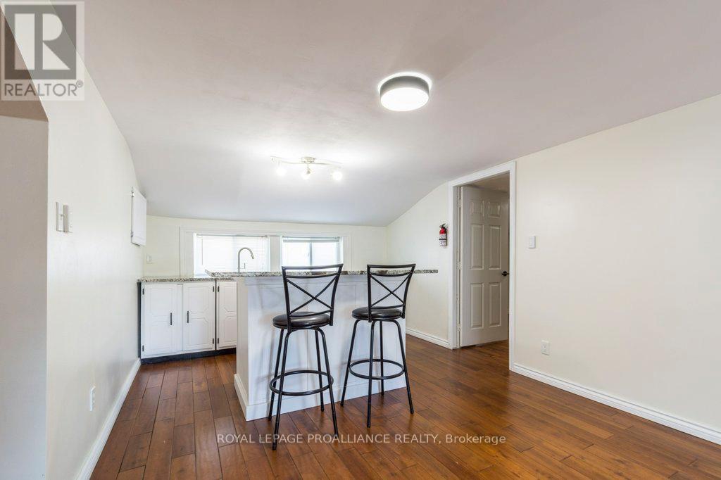 95 Grier Street, Belleville, Ontario  K8P 3A2 - Photo 9 - X12391671