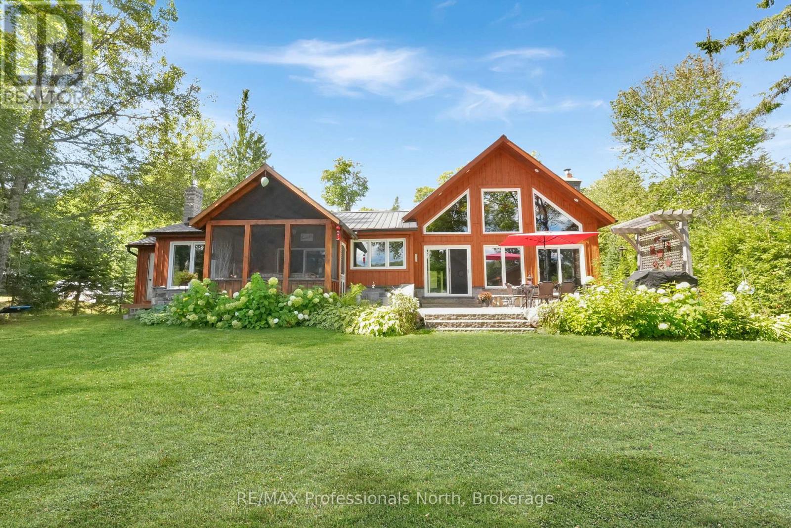 1342 Twelve Mile Lake Road, Minden Hills, Ontario  K0M 2K0 - Photo 2 - X12391757