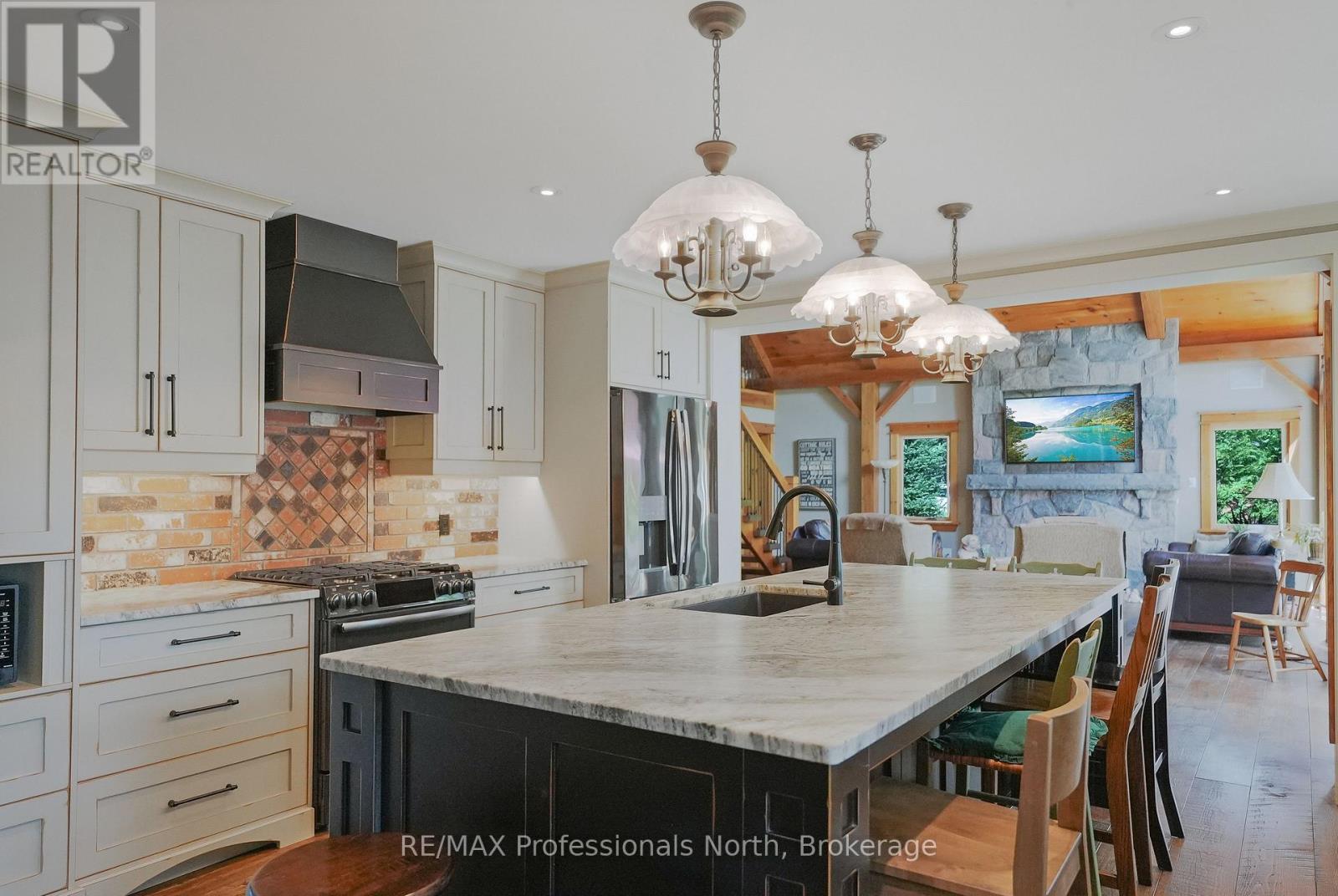 1342 Twelve Mile Lake Road, Minden Hills, Ontario  K0M 2K0 - Photo 9 - X12391757