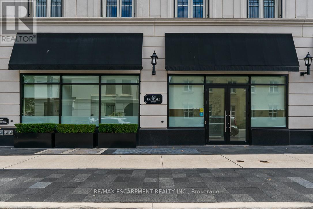 102 - 300 RANDALL STREET, Oakville, Ontario